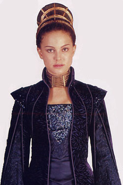 amidala-ep2.jpg (28255 bytes)