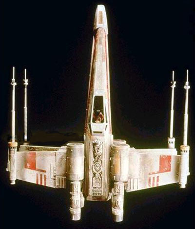 xwing-1.jpg (42013 bytes)